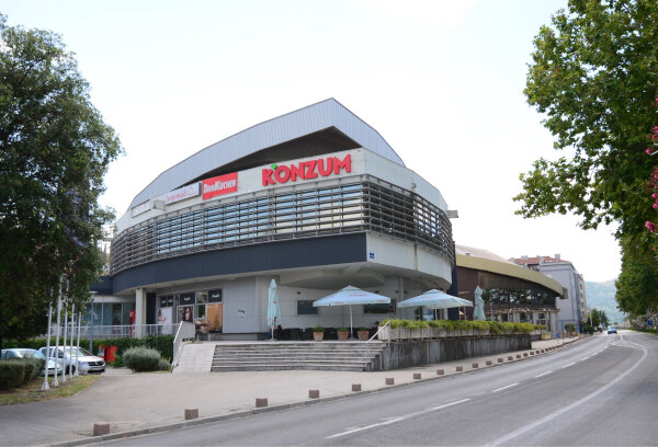 POI Robna kuća