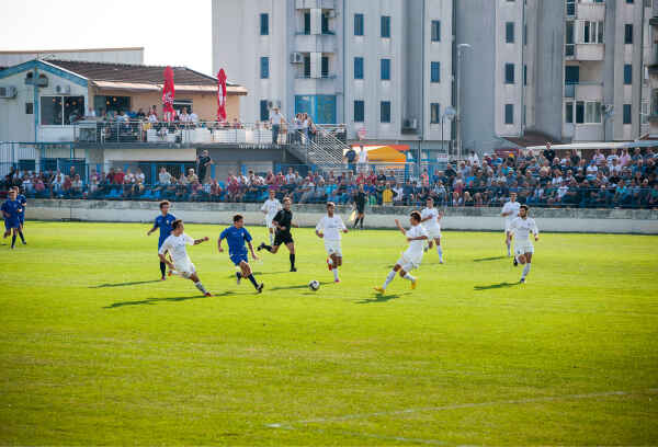 POI Stadion Iza Vage